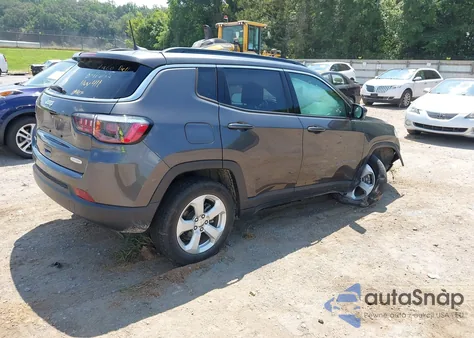 2020 Jeep Compass Latitude 4X4 from USA, damaged, VIN 3C4NJDBB7LT100712